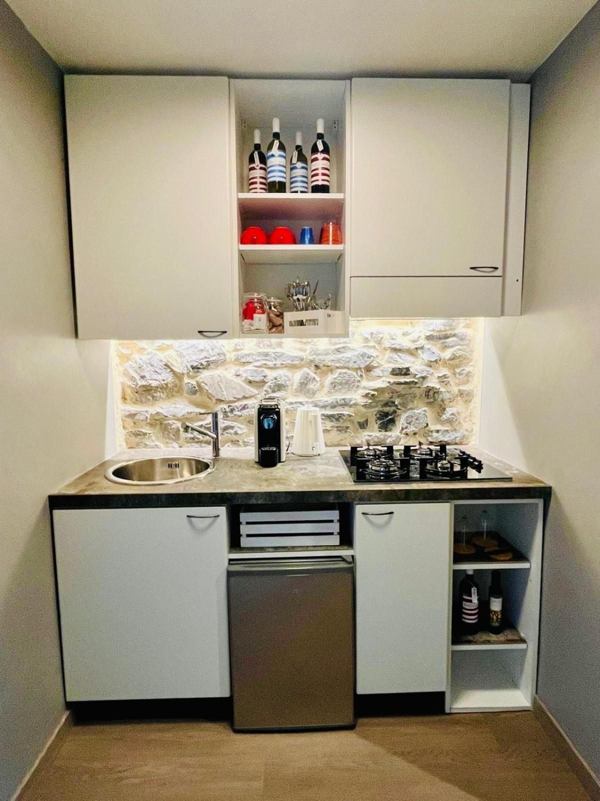 Divina Vita Apartments Варенна Экстерьер фото